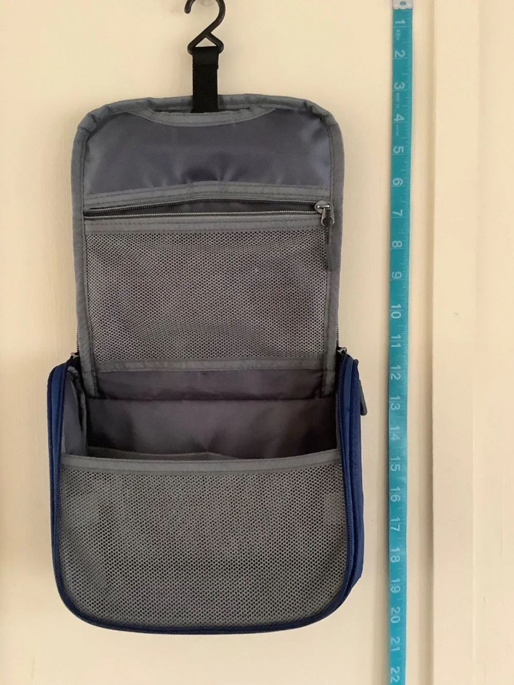 Travelon Hanging Toiletry Bag